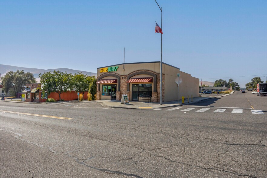 More Photos Of 515 9th St, Benton City Drugstore For Lease