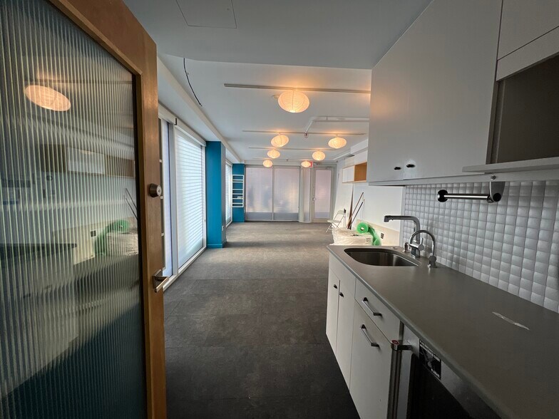 More Photos Of 172 Stanton St, New York Apartments For Lease