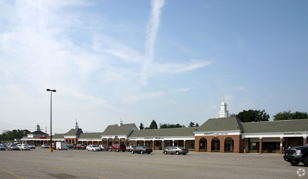 More Photos Of 12644-12692 Chillicothe Rd, Chesterland Unknown For Lease