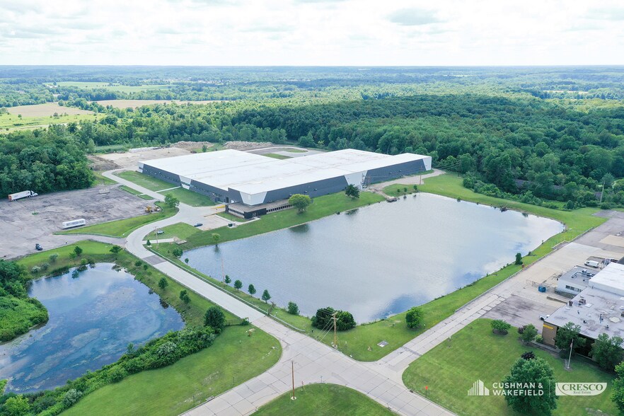 More Photos Of 700 Liverpool Dr, Valley City Manufacturing For Lease