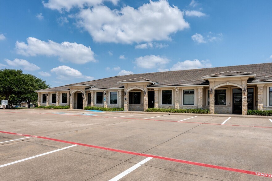 More Photos Of 6513 Preston Rd, Plano Medical For Sale