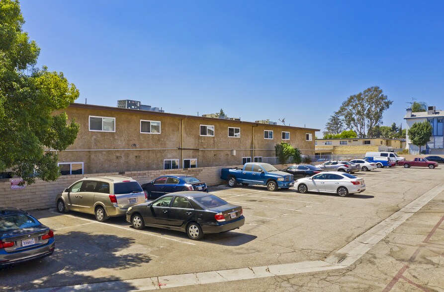More Photos Of 9075 Cedros Ave, Panorama City Apartments For Sale