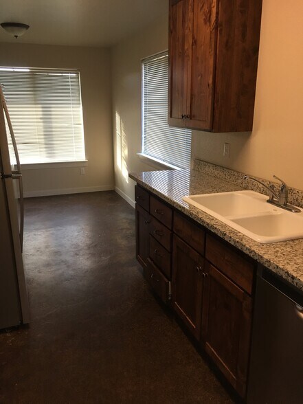More Photos Of 2450 Newburg Ct, Fortuna Multifamily For Sale