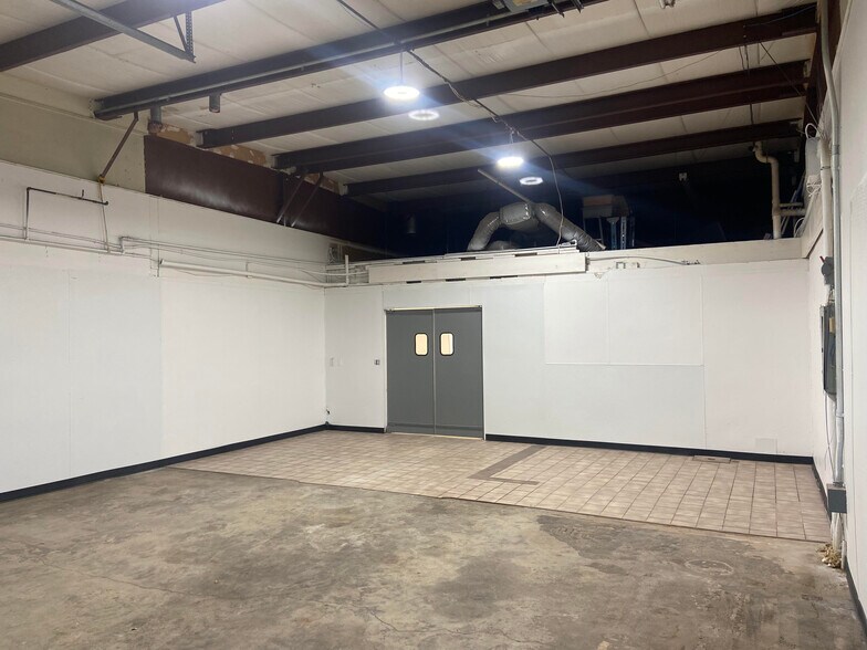 More Photos Of 64 Field Rd, Somers Industrial For Lease