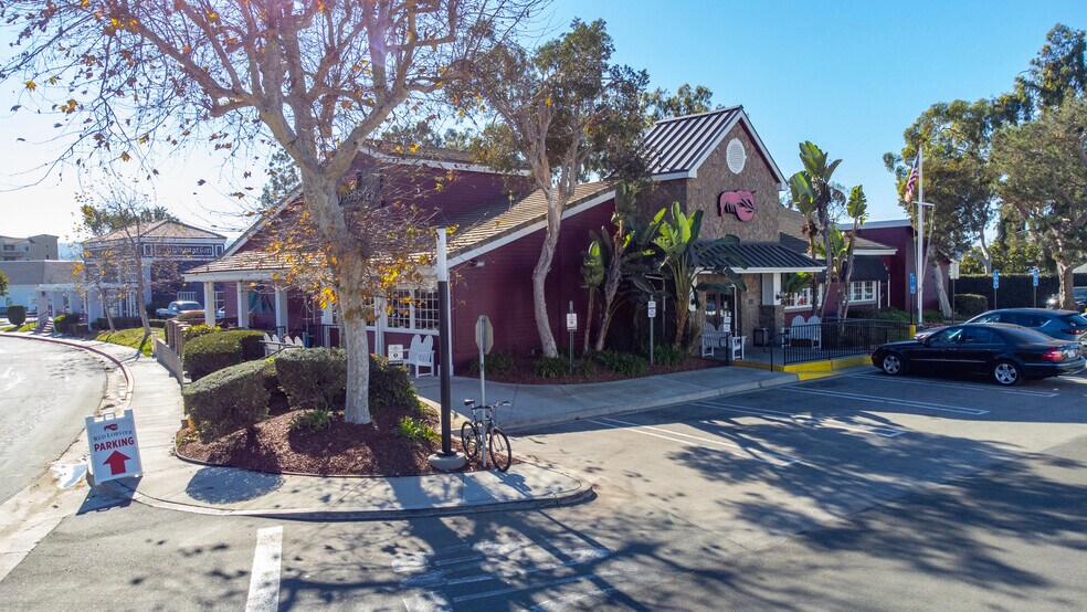 More Photos Of 21233 Hawthorne Blvd, Torrance Restaurant For Sale