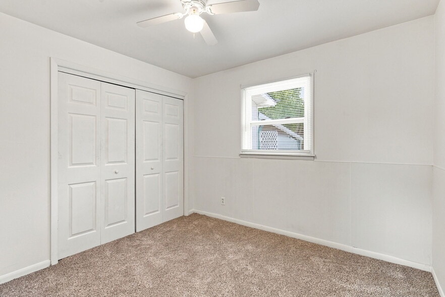 More Photos Of 3741 State Rte 30 Hwy, Lonedell Multifamily For Sale