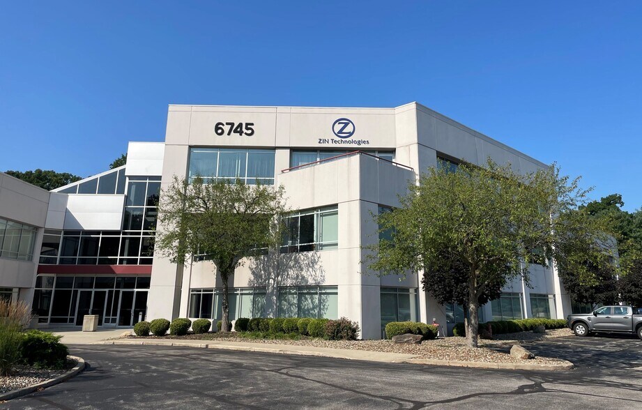 More Photos Of 6745 Engle Rd, Middleburg Heights Office For Lease