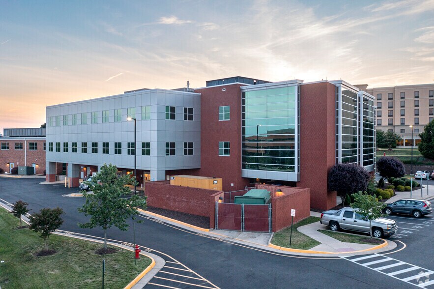 More Photos Of 10401 Spotsylvania Ave, Fredericksburg Medical For Lease