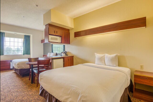 More Photos Of 10645 Reiger Rd, Baton Rouge Hotel For Sale