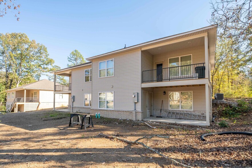 More Photos Of 102 & 106 Cheyenne St, Hot Springs National Park Apartments For Sale