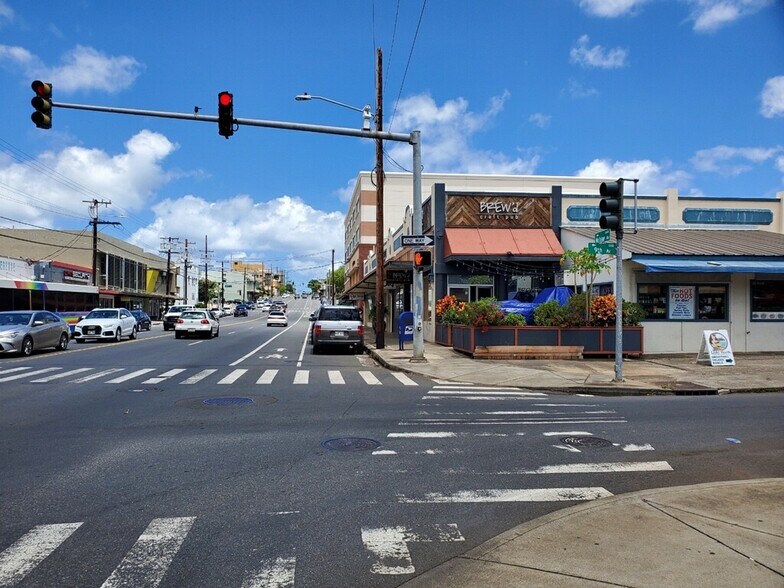 More Photos Of 3441-3449 Waialae Ave, Honolulu Freestanding For Lease