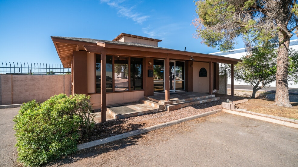 More Photos Of 680 N Golden Key St, Gilbert Warehouse For Lease