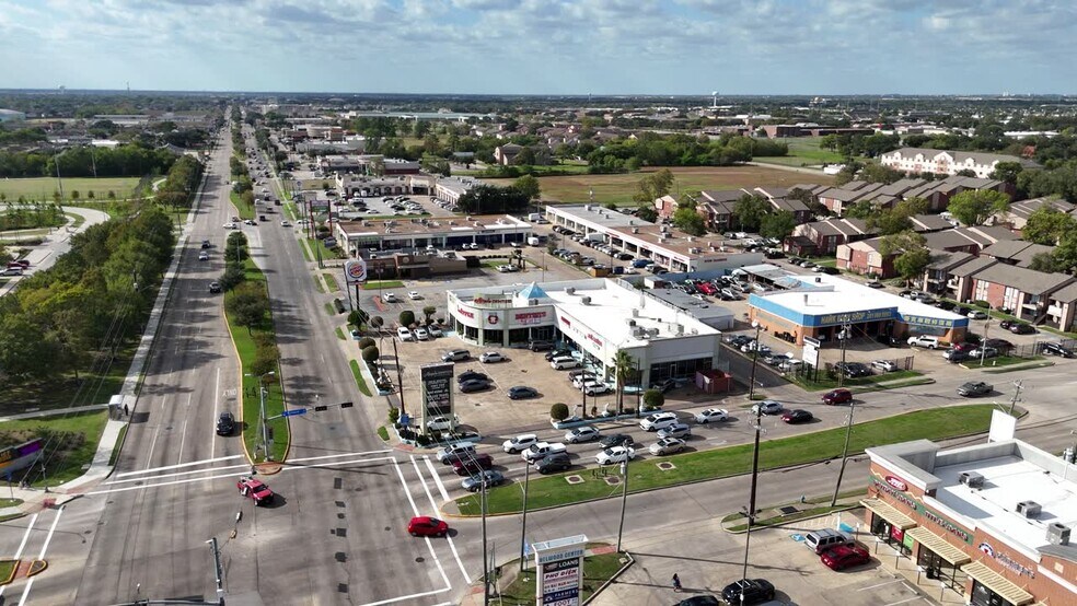More Photos Of 11900 Bellaire Blvd, Houston Storefront Retail Office For Lease
