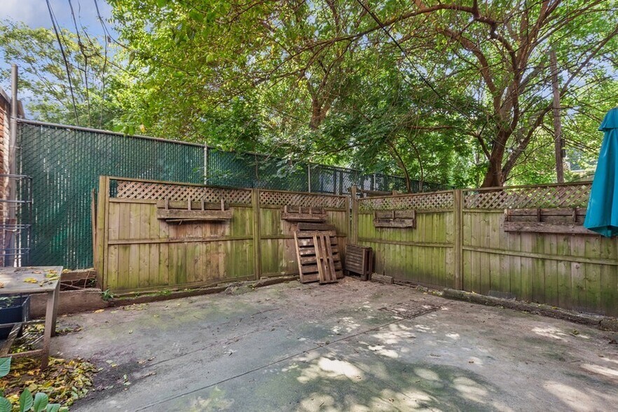 More Photos Of 293 Tompkins Ave, Brooklyn Apartments For Sale