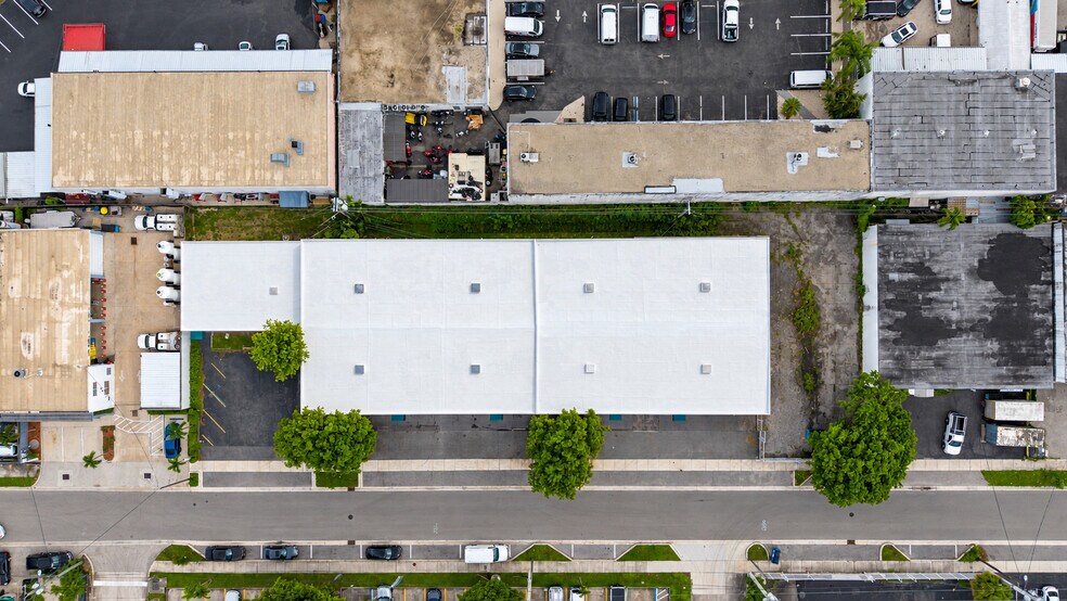More Photos Of 1921-1959 NE 153rd St, North Miami Beach Warehouse For Sale