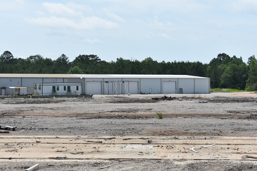 More Photos Of 79 Pioneer Ln, Selma Industrial For Sale