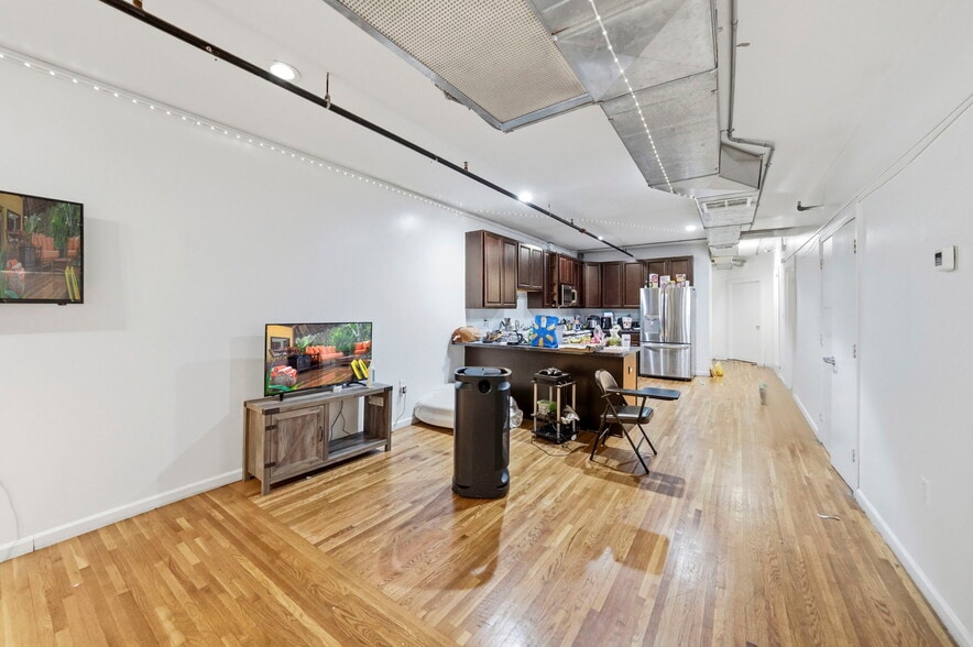 More Photos Of 378 George St, New Brunswick Storefront Retail Residential For Sale