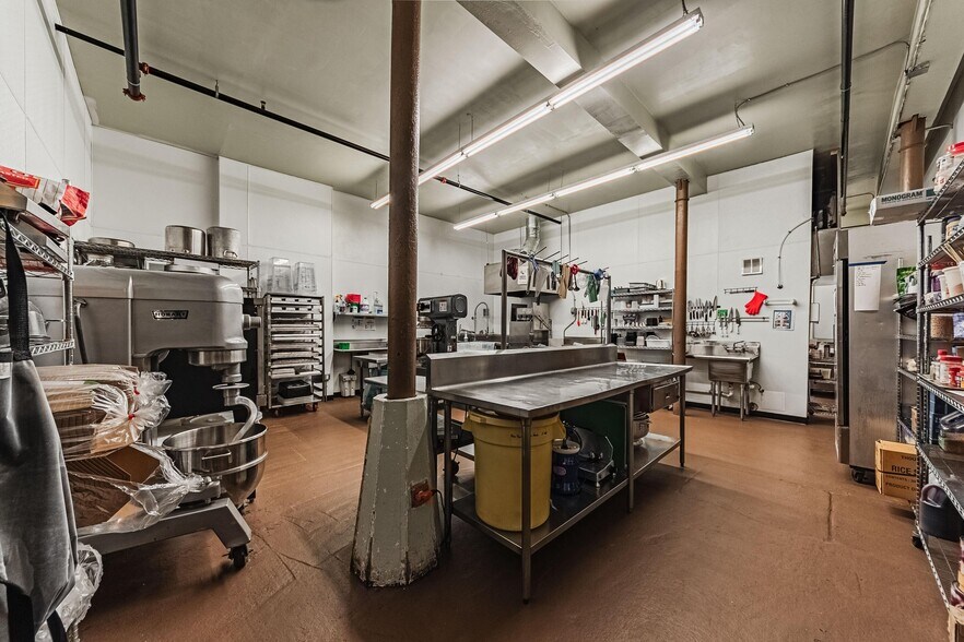 More Photos Of 443 N Commercial St, Trinidad Specialty For Sale