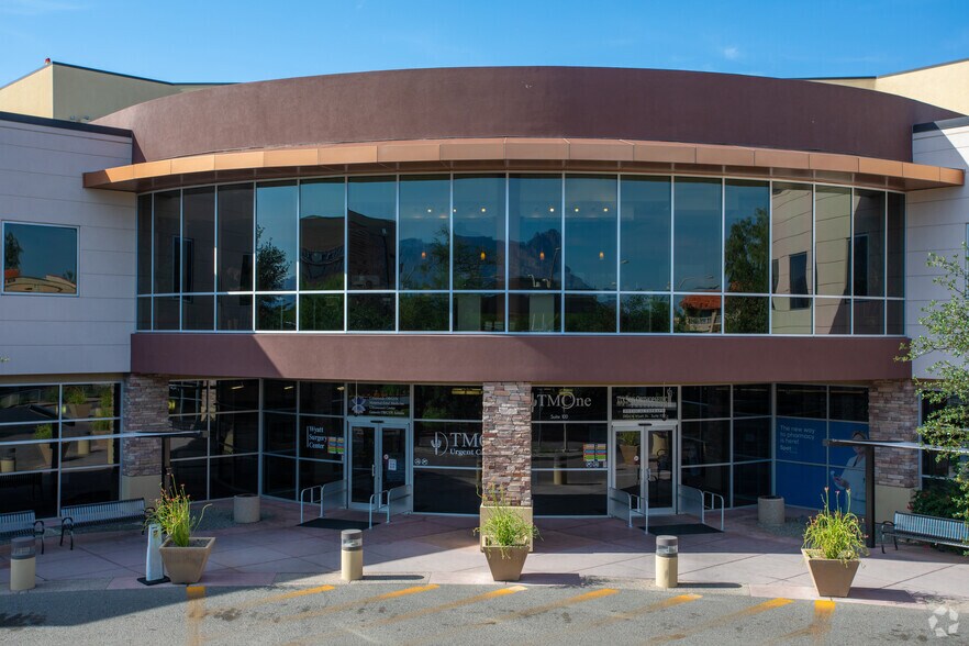 More Photos Of 2424 N Wyatt Dr, Tucson Medical For Lease