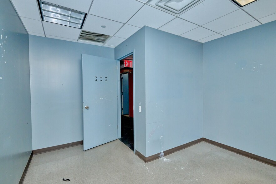 More Photos Of 369 E 149th St, Bronx Office For Lease