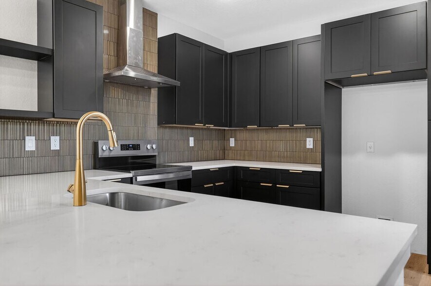 More Photos Of 125 Dashiell St, San Antonio Multifamily For Sale