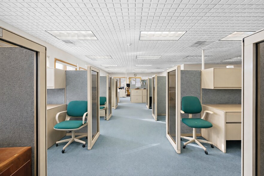 More Photos Of 675 Route 72 E, Manahawkin Office For Sale