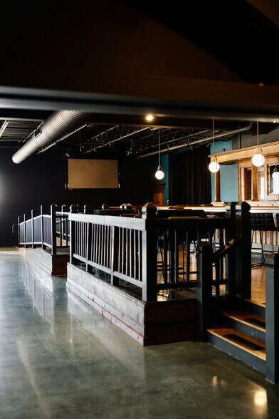 More Photos Of 5264 Anton Dr, Fitchburg General Retail For Lease