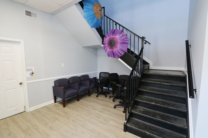 More Photos Of 400 Pelham Rd, Greenville Office For Lease