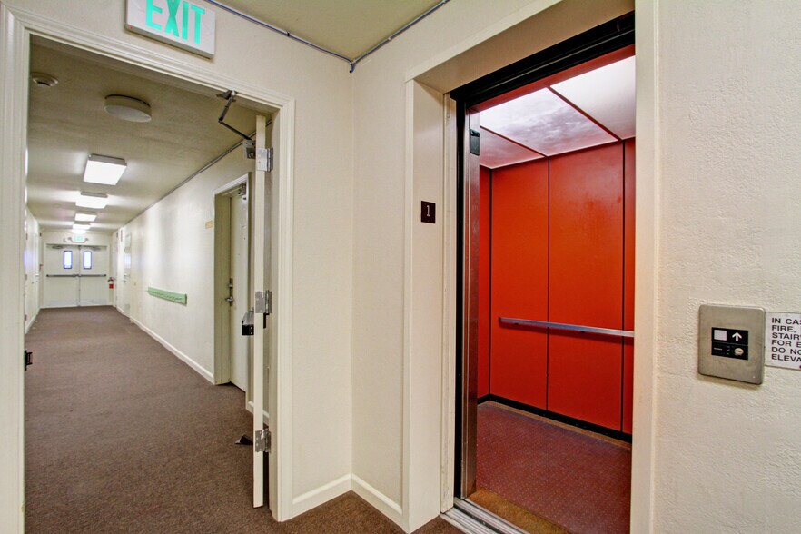 More Photos Of 714 W Main St, Grass Valley Office Residential For Sale