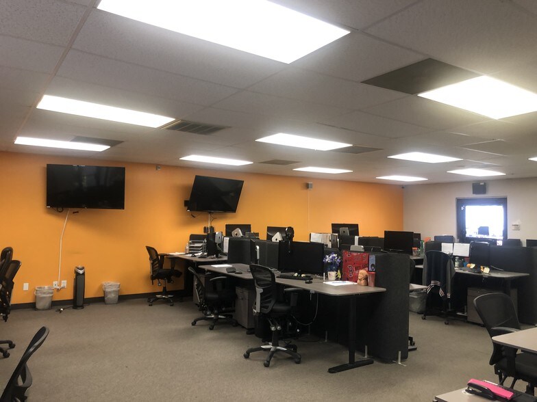 More Photos Of 13555 Automobile Blvd, Clearwater Medical For Lease