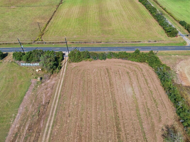 More Photos Of 29211 Castle Rd, Waller Specialty For Sale