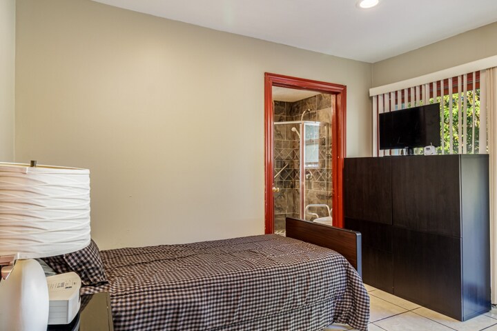 More Photos Of 1024 Mt View Blvd, Walnut Creek Assisted Living For Sale