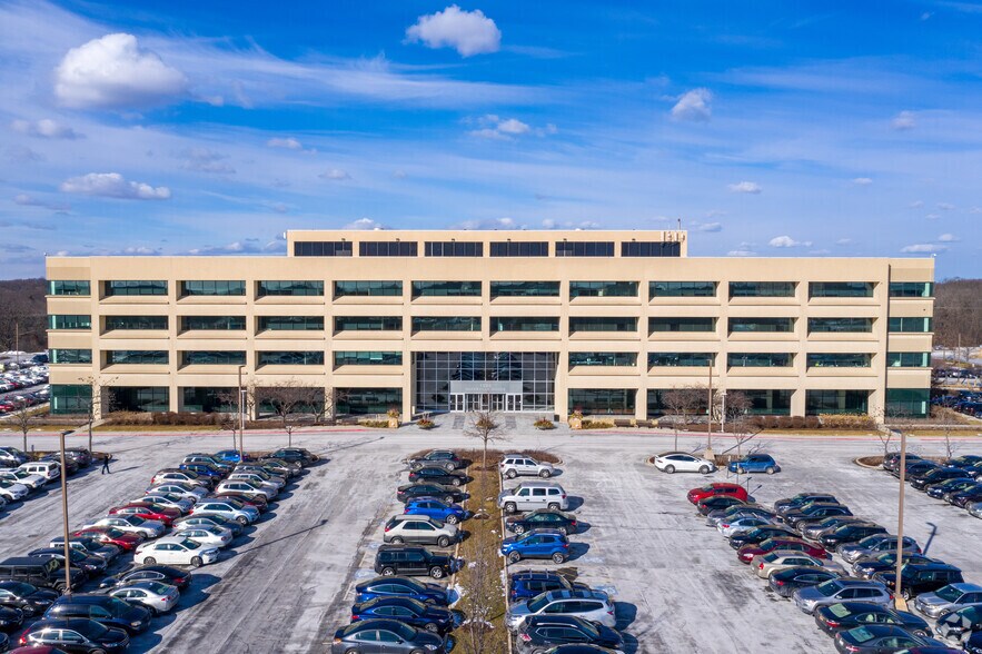 More Photos Of 1100 E Warrenville Rd, Naperville Unknown For Lease