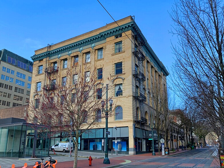 Primary Photo Of 918 SW Yamhill St, Portland Office For Lease