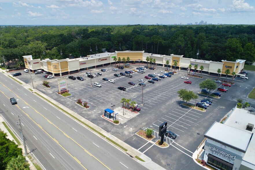 More Photos Of 2777 University Blvd W, Jacksonville Unknown For Lease
