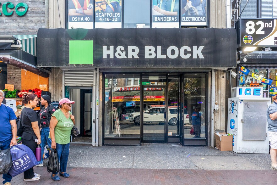 Primary Photo Of 40-16 82nd St, Elmhurst Storefront For Lease