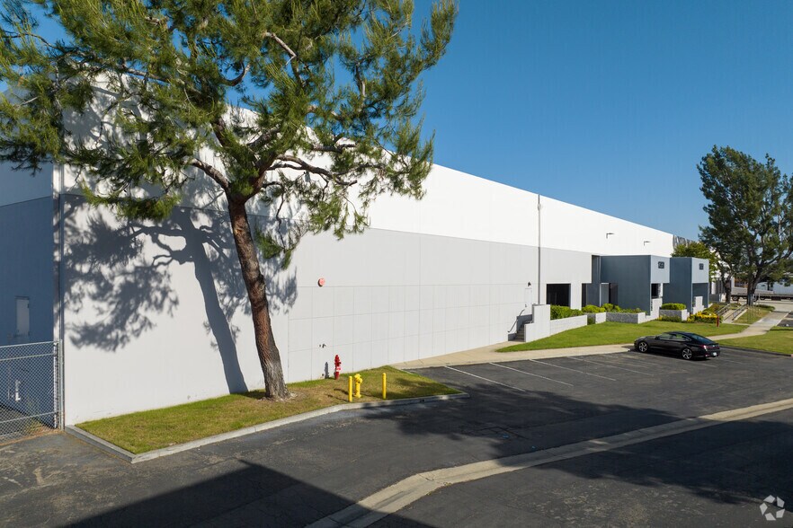 More Photos Of 13931-13951 Yorba Ave, Chino Manufacturing For Lease