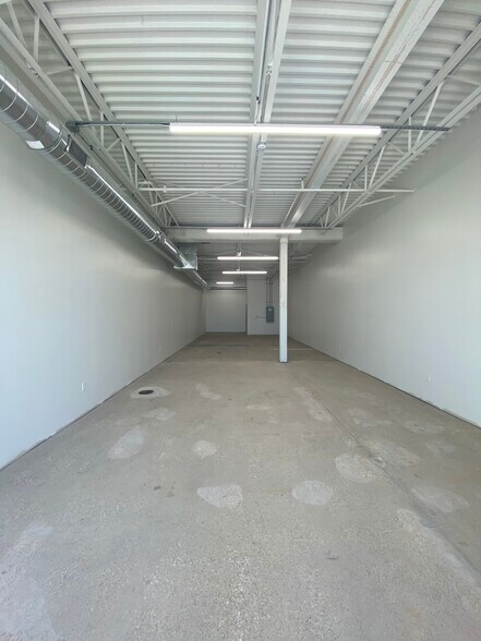 More Photos Of 10858 Harry Hines Blvd, Dallas Storefront For Lease