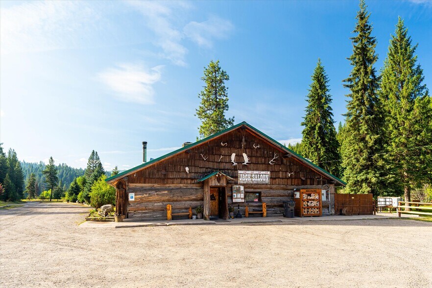 More Photos Of 7000 Graves Creek Rd, Lolo Bar For Sale
