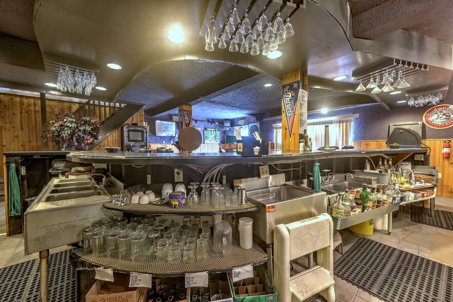More Photos Of 399 Wolcott Rd, Wolcott Restaurant For Sale