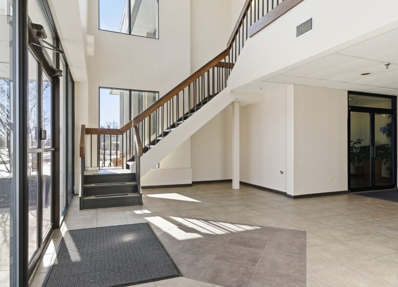 More Photos Of 7900 S Cass Ave, Darien Office For Sale