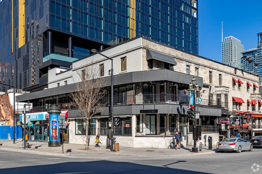 Primary Photo Of 1467-1471 Rue Crescent, Montréal General Retail For Sale