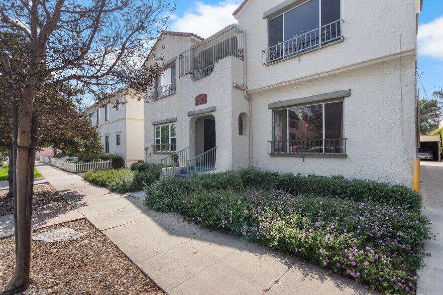 More Photos Of 327 N Ogden Dr, Los Angeles Apartments For Sale