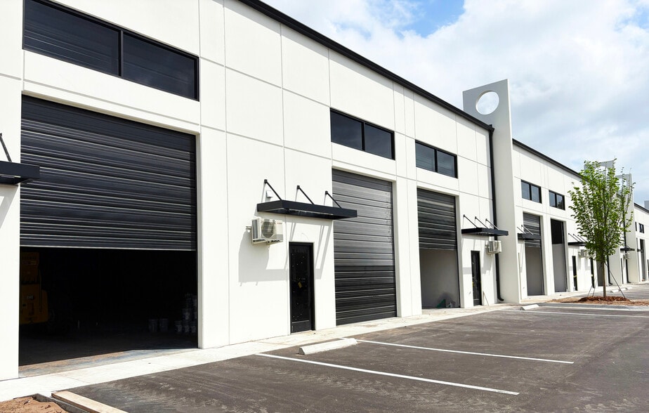 More Photos Of 645 Kings Estate Rd, Saint Augustine Warehouse For Lease