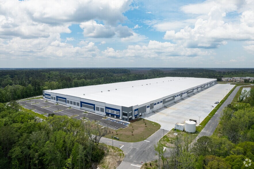 More Photos Of 2600 Belfast Keller Rd, Richmond Hill Distribution For Lease