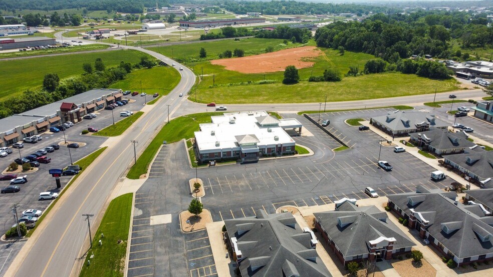 More Photos Of 3100 Independence Sq, West Plains Medical For Lease