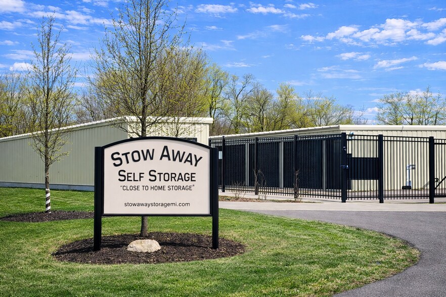 More Photos Of 353 E First St, Fennville Self Storage For Sale