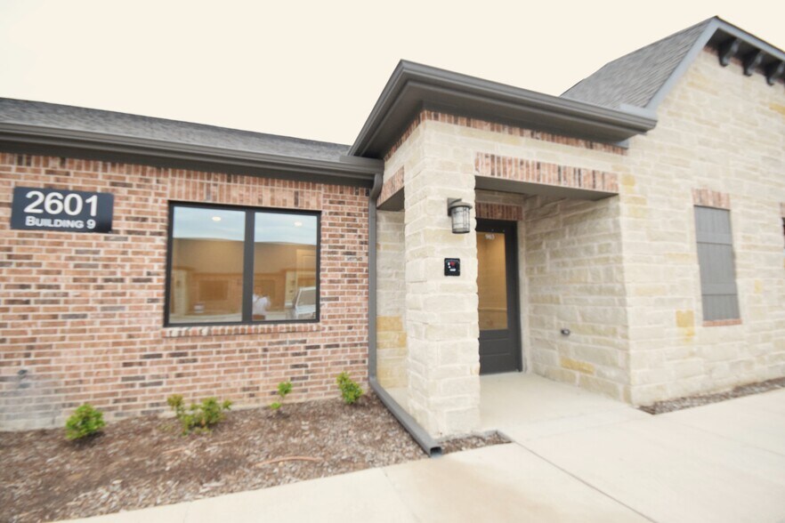 More Photos Of 2601 Little Elm Pky, Little Elm Medical For Sale