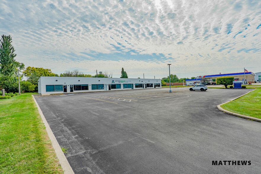 More Photos Of 5153 W 111th St, Alsip Office For Sale