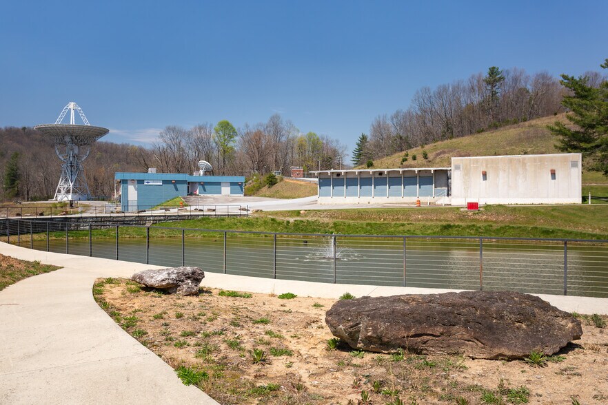 More Photos Of 1 Pari Dr, Rosman Specialty For Sale
